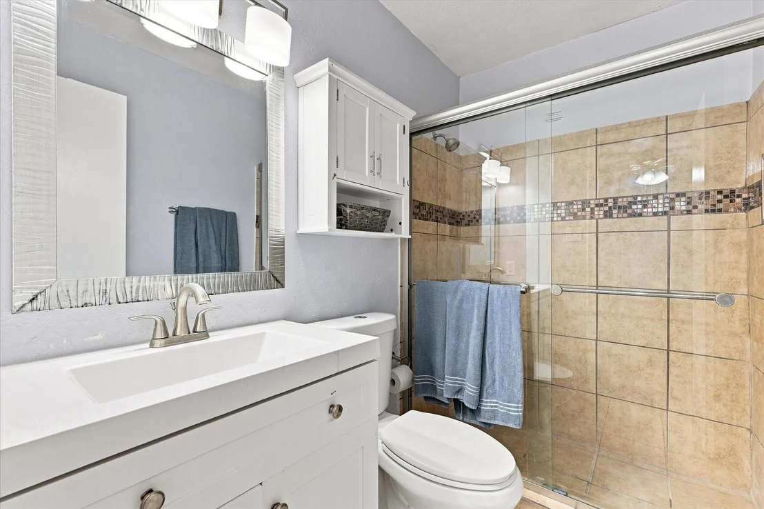 Photo of 420 Vincent Street