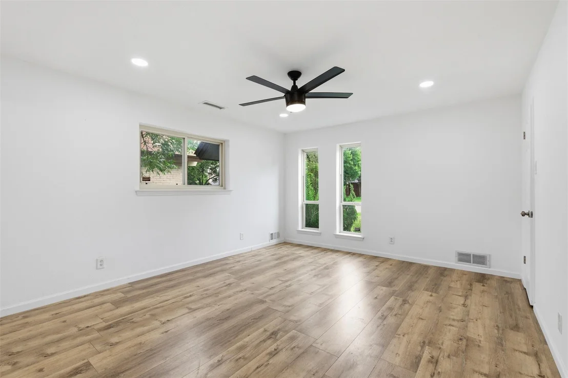 Photo of 11022 Ferndale