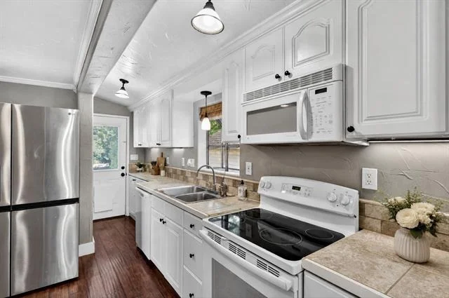 Photo of 715 W Munson Street