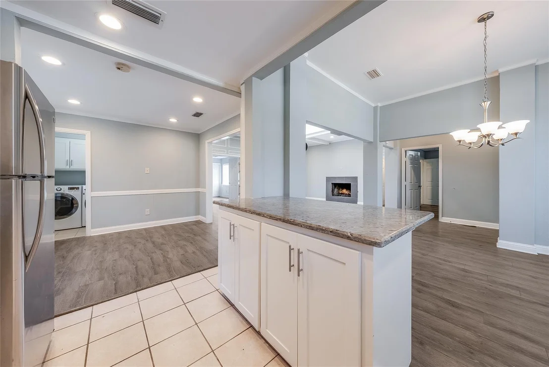 Photo of 2300 San Gabriel Drive