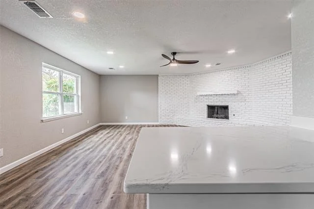 Photo of 1160 Harrison Lane