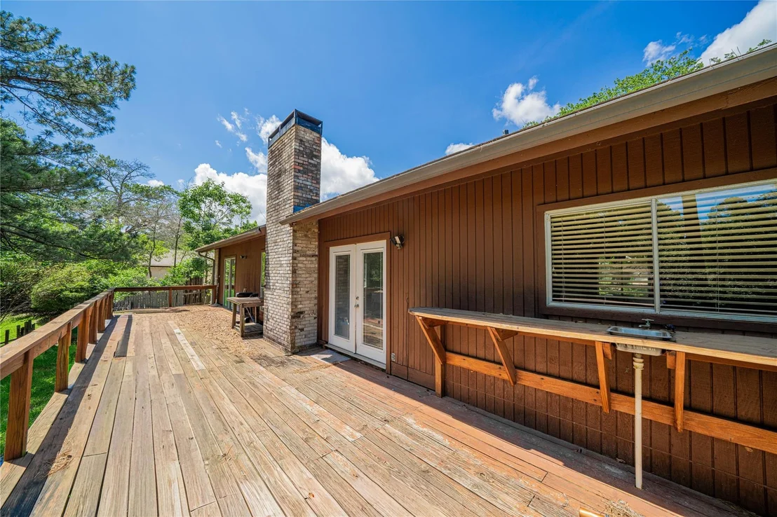 Photo of 1006 Rikkity Lane