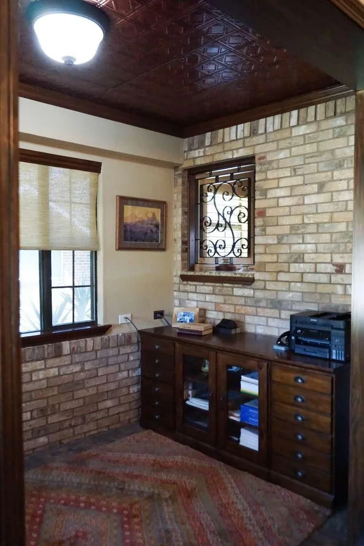 Photo of 715 Clayton Circle