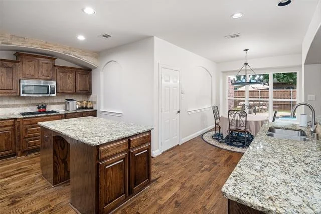 Photo of 1737 Mapleleaf Drive