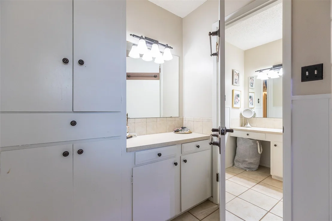 Photo of 4002 Ligustrum Drive