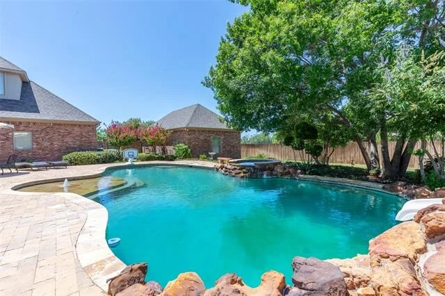 Photo of 4334 La Hacienda Drive