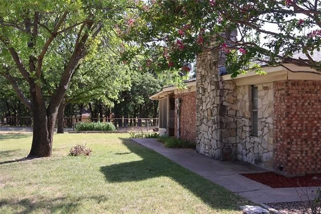 Photo of 4315 Waples Road
