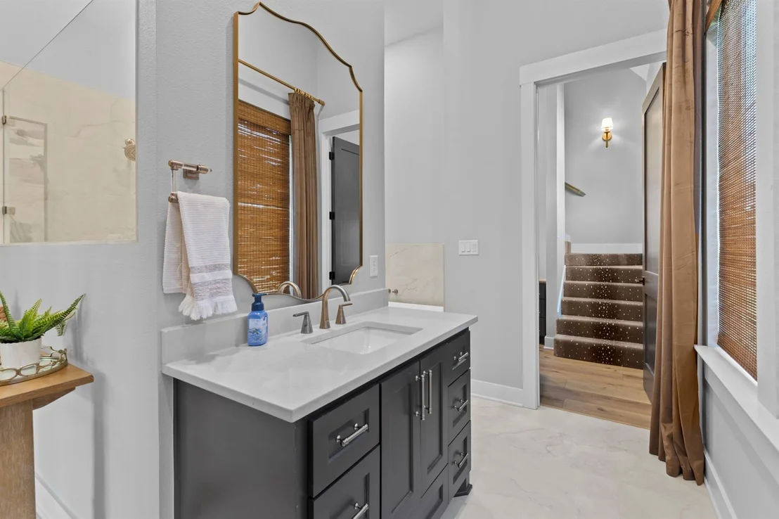 Photo of 23180 Bridle View Drive
