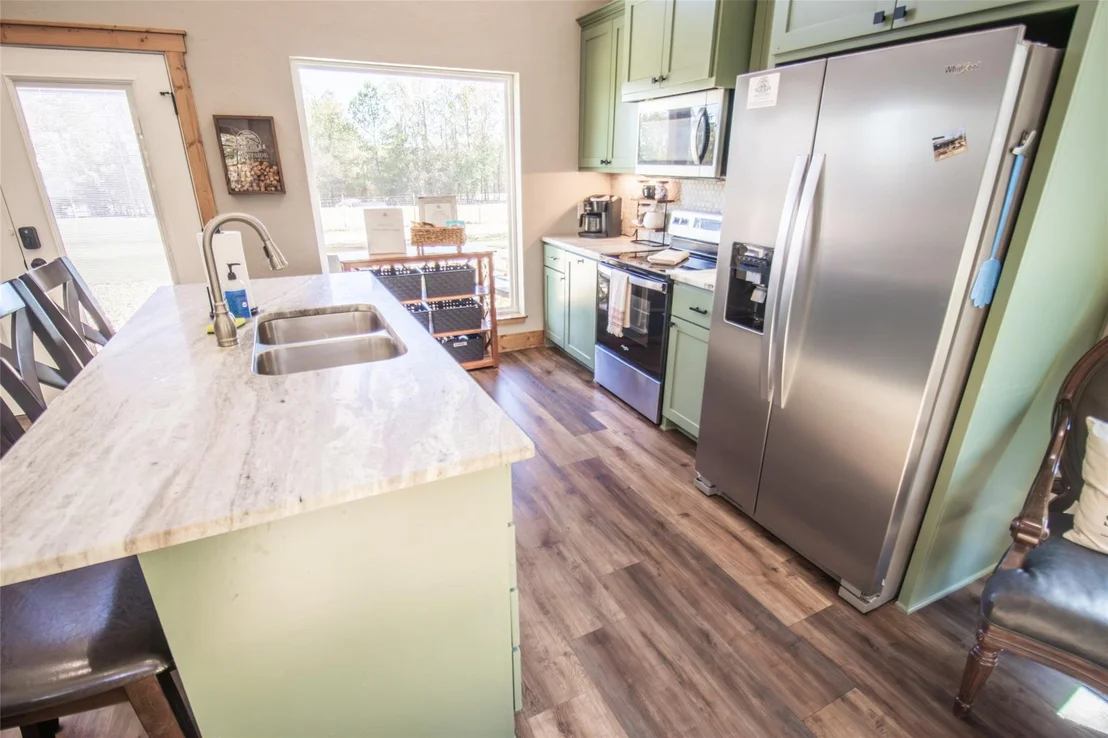 Photo of 449 Lakeview Circle