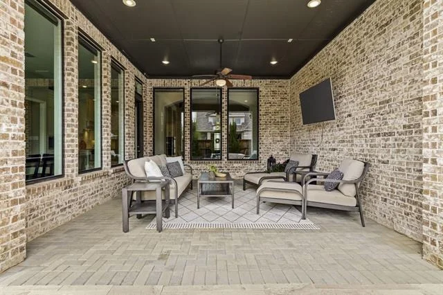 Photo of 6068 Manderlay Drive