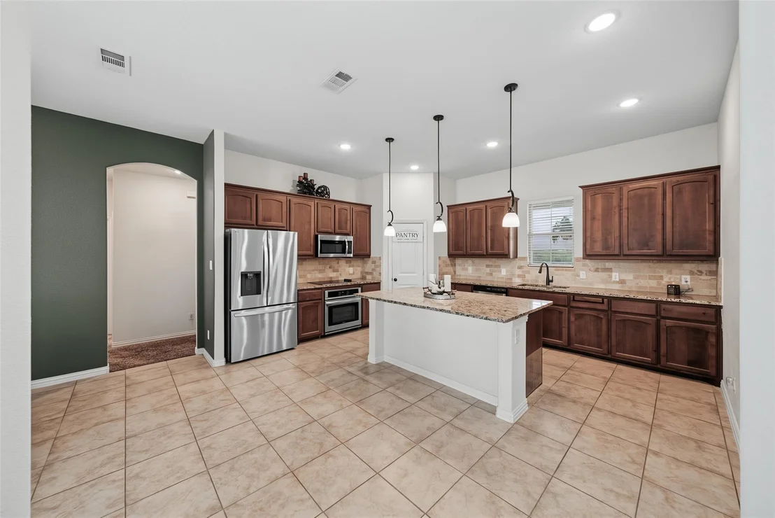Photo of 1268 County Road 4797