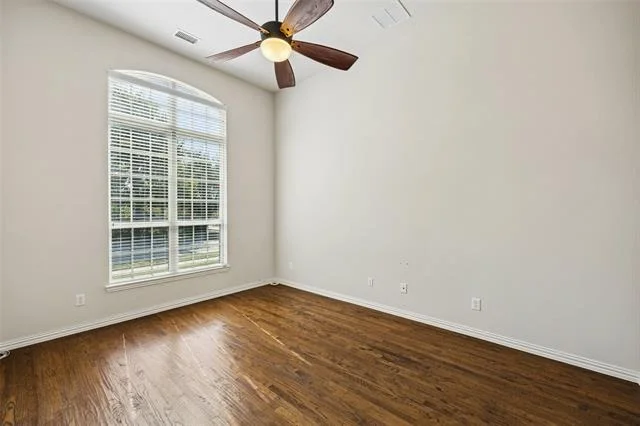 Photo of 7701 Glenmere Trail