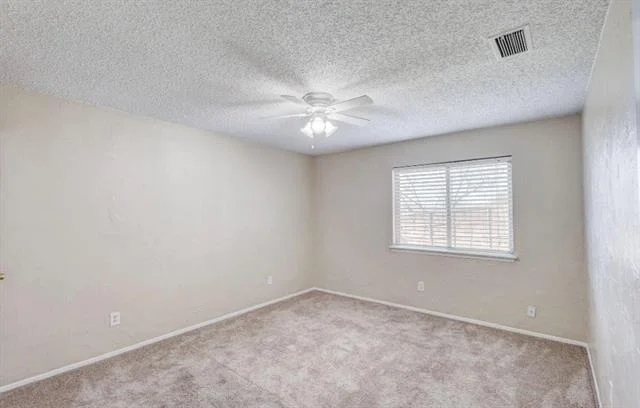 Photo of 2101 Deerfield Drive