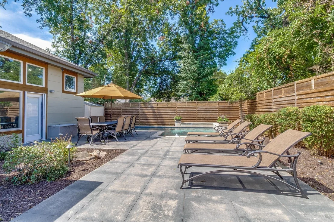 Photo of 5323 Denton Drive