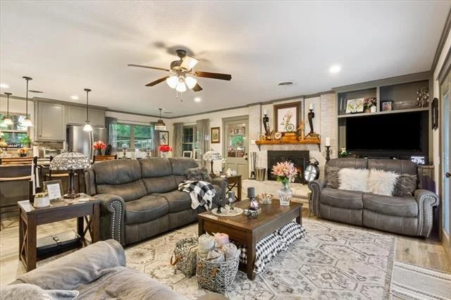 Photo of 649 Wedgewood Drive