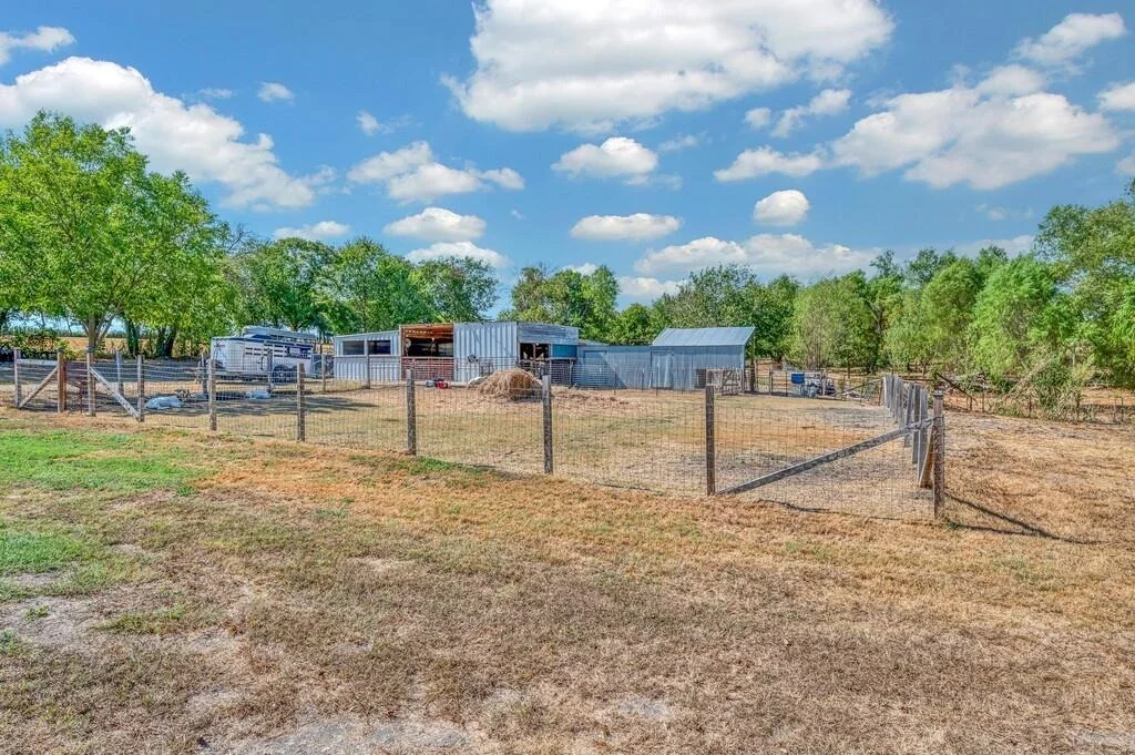 Photo of 3287 Rosenthal Parkway