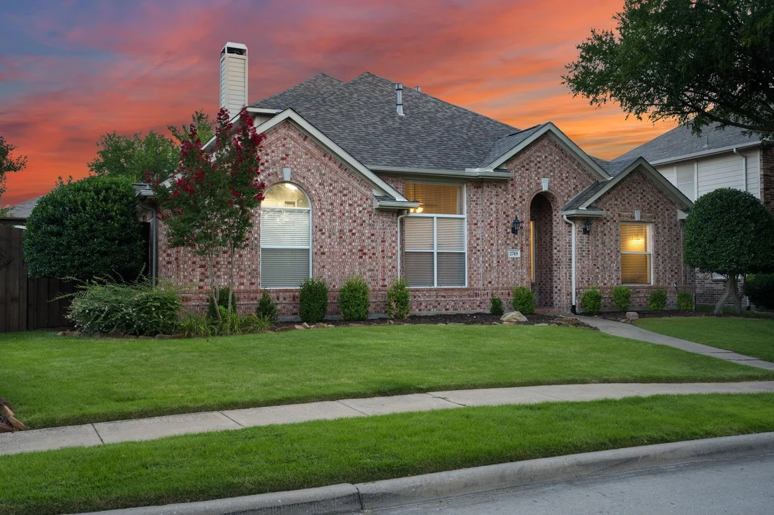 Photo of 2749 Marshall Drive