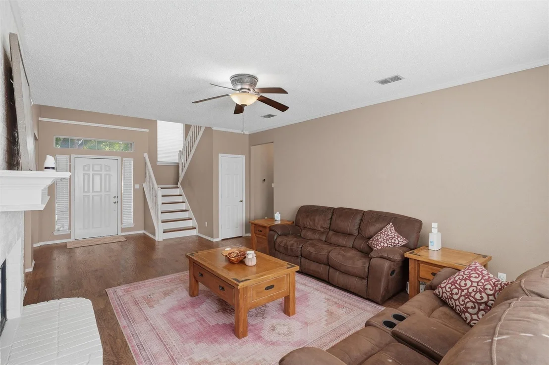 Photo of 609 Carette Drive