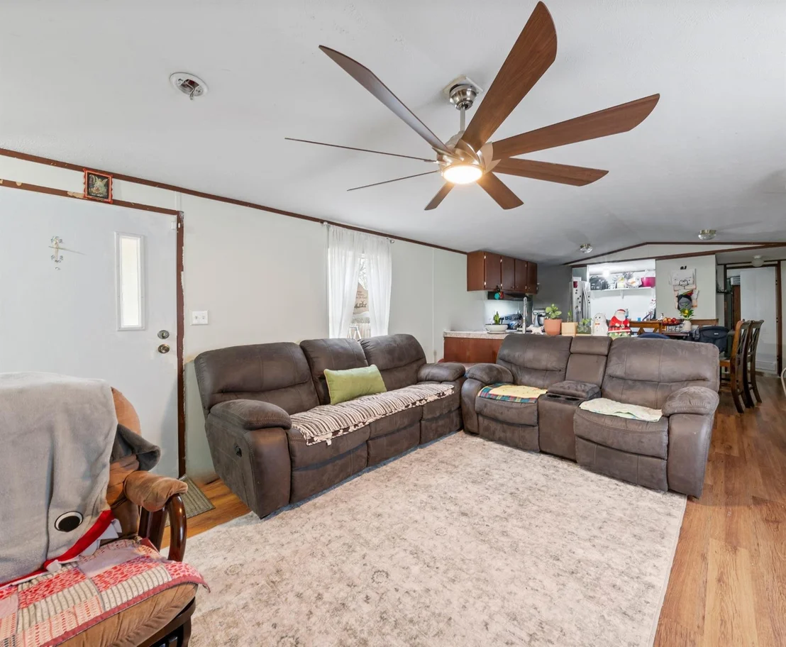 Photo of 312 N Douglas Street