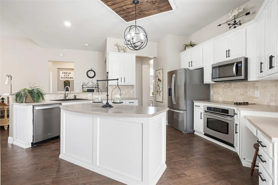 Photo of 1004 Dover Heights Trail