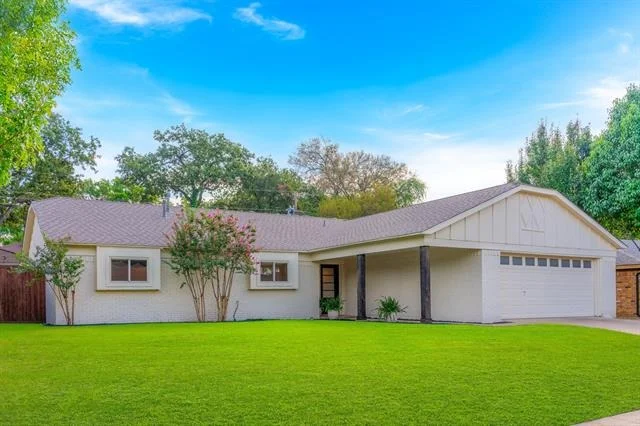 Photo of 2212 Mountainview Drive