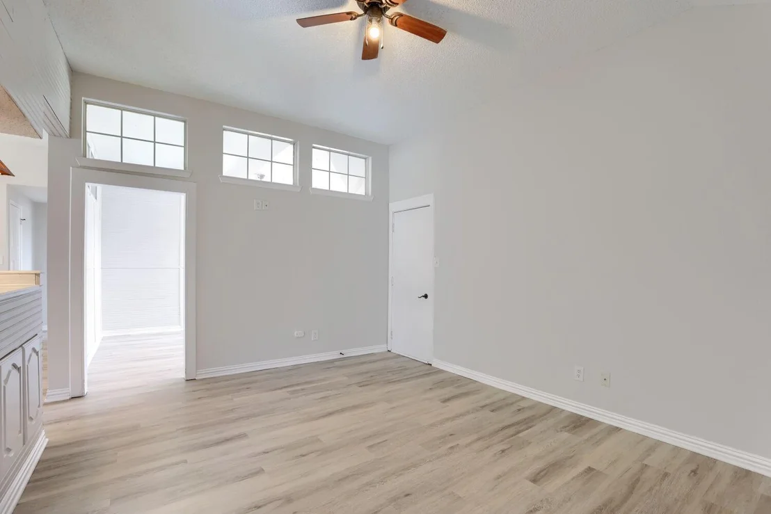 Photo of 920 Jacksonhole Lane