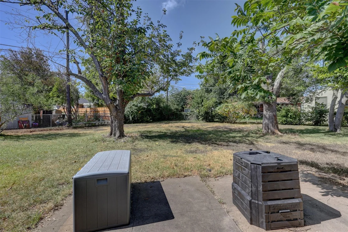 Photo of 2012 Mountainview Drive
