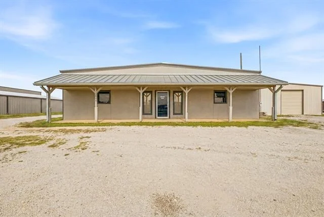 Photo of Unit A at 1024 Us-377