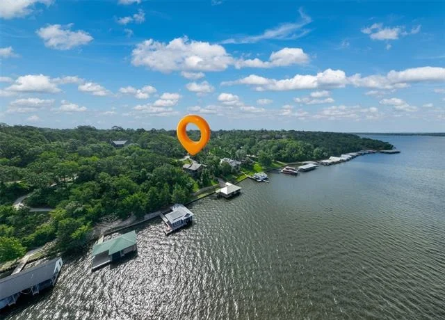 Photo of 127 Lake Bluff Drive