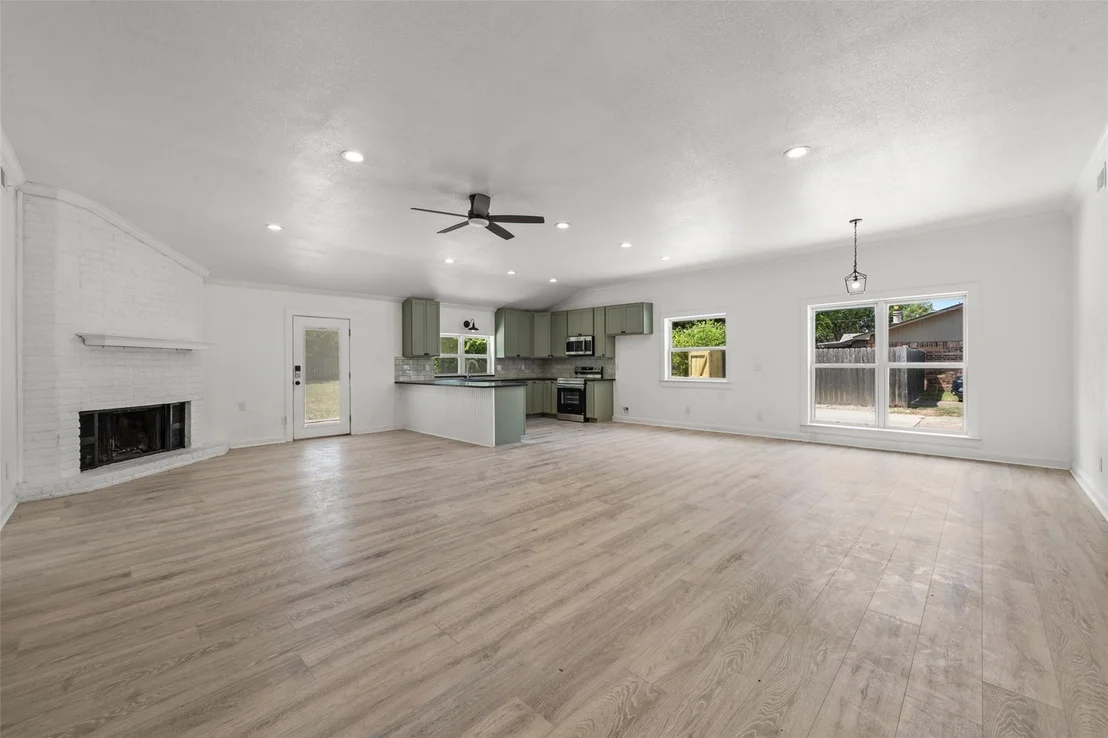 Photo of 229 Crockett Lane