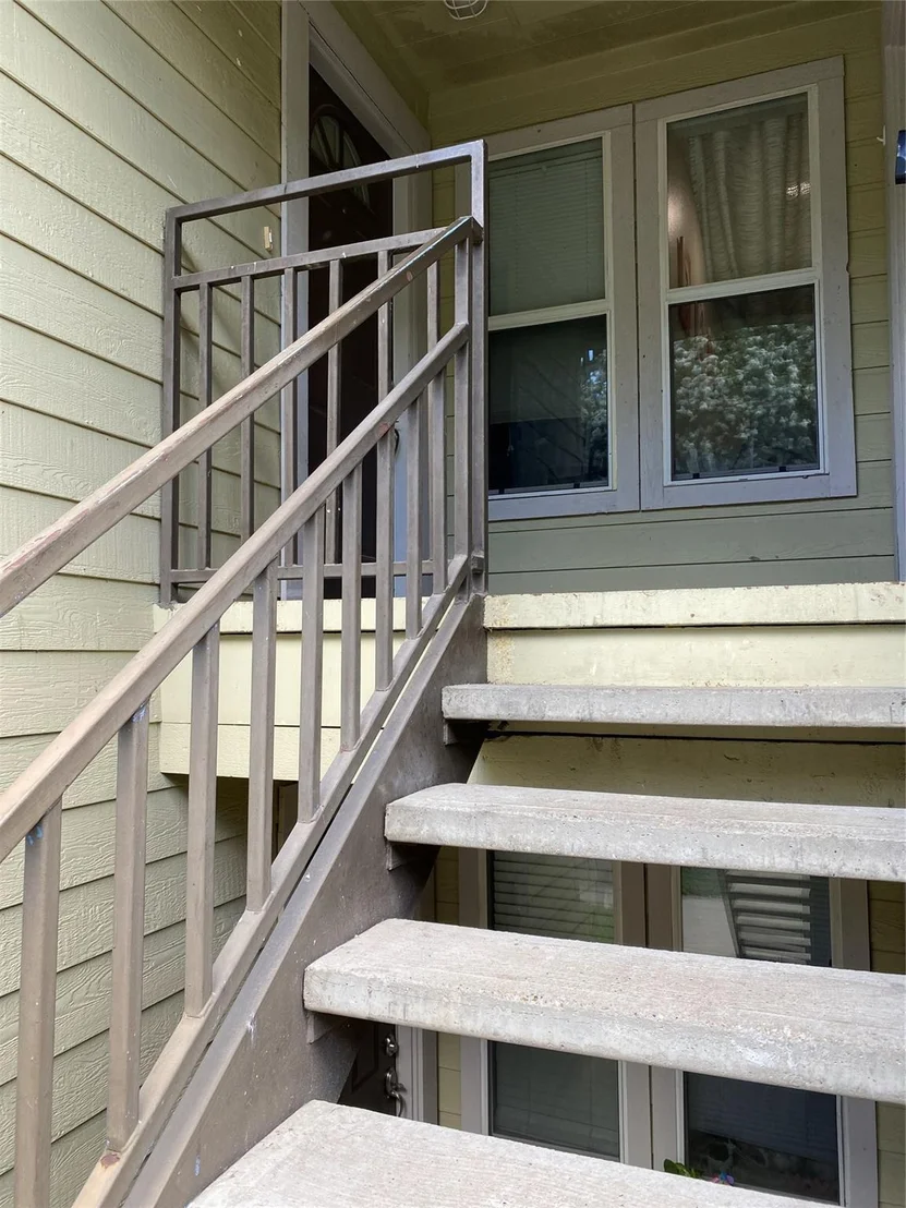 Photo of Unit 213 at 1500 Lake Shore Drive