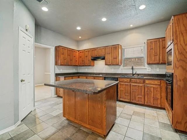 Photo of 9102 Barton Creek Drive