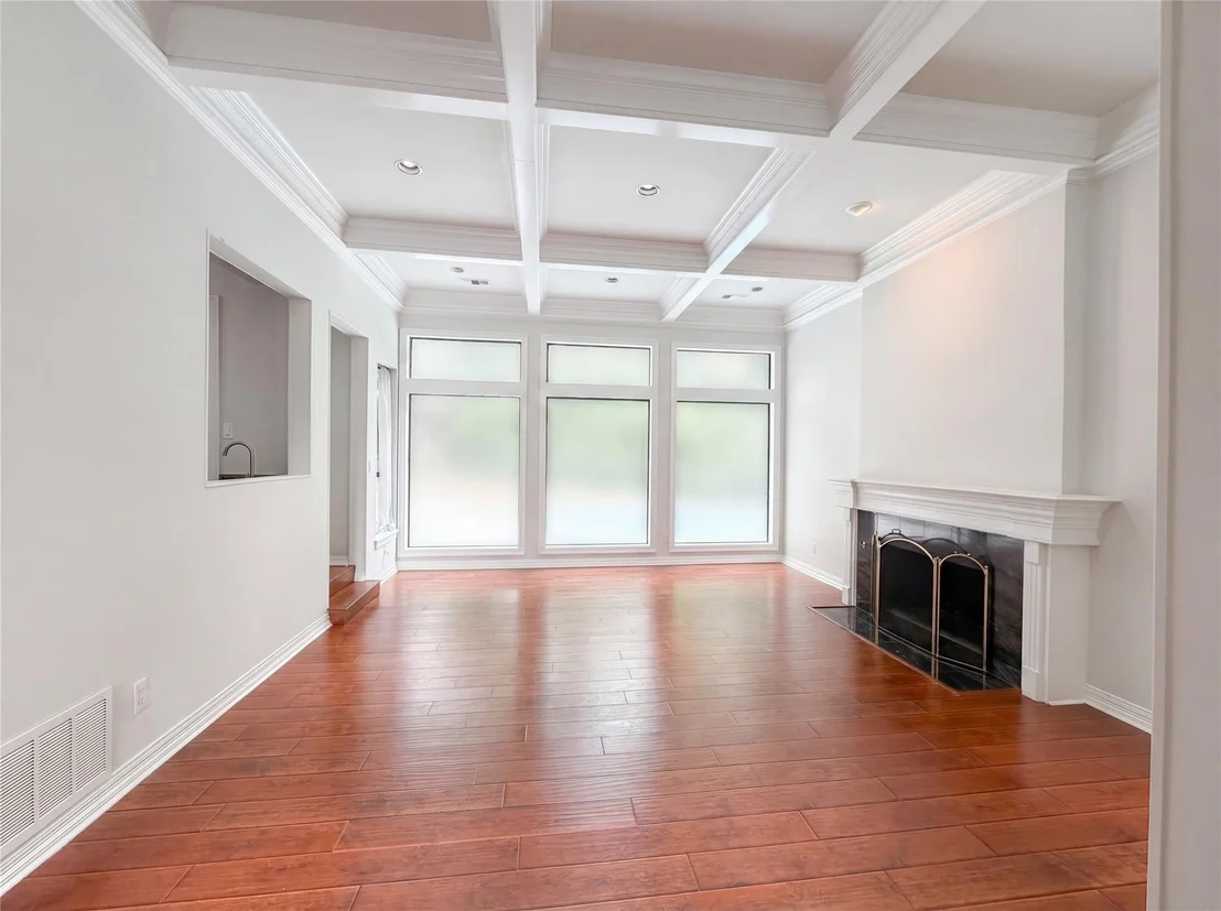 Photo of 2405 Castle Rock Road