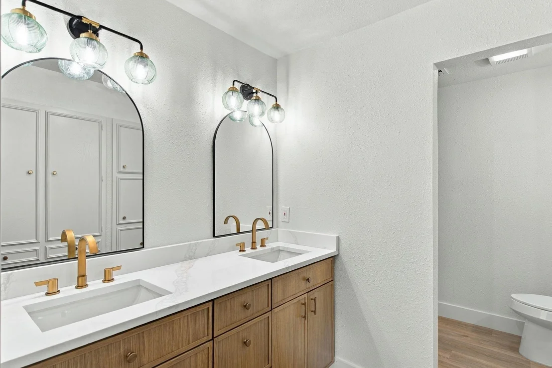 Photo of 4905 Rock River Drive