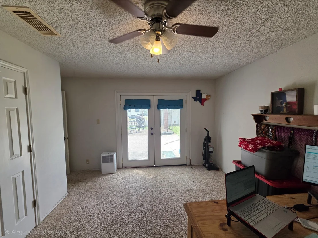 Photo of 114 Lcr 465