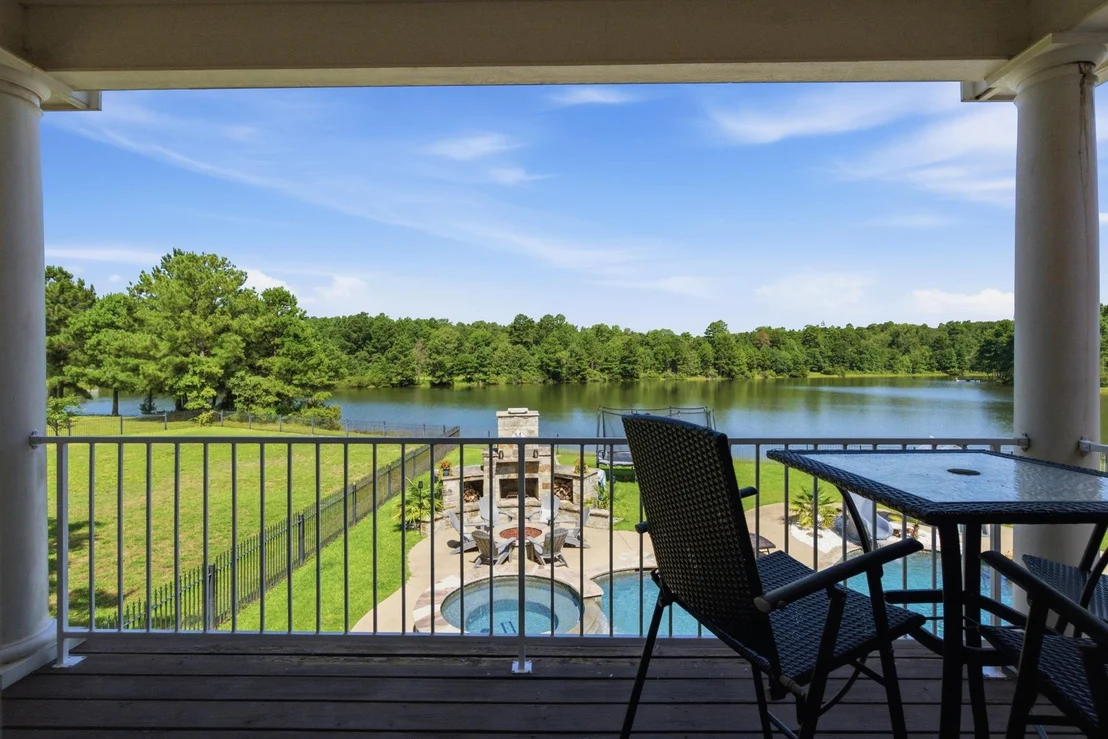 Photo of 10936 Deer Creek Drive