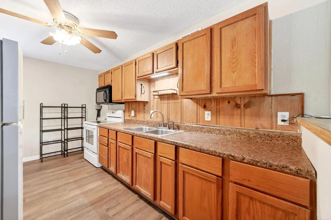 Photo of 7115 Brokenbow Drive