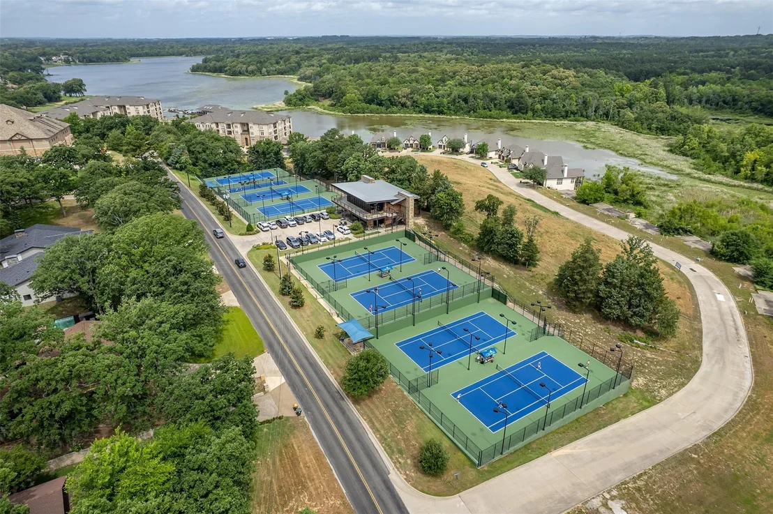 Photo of 2866 J Cupit Court