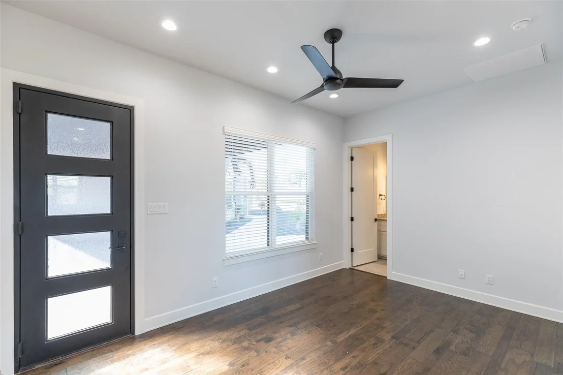 Photo of 8250 Drovers Lane
