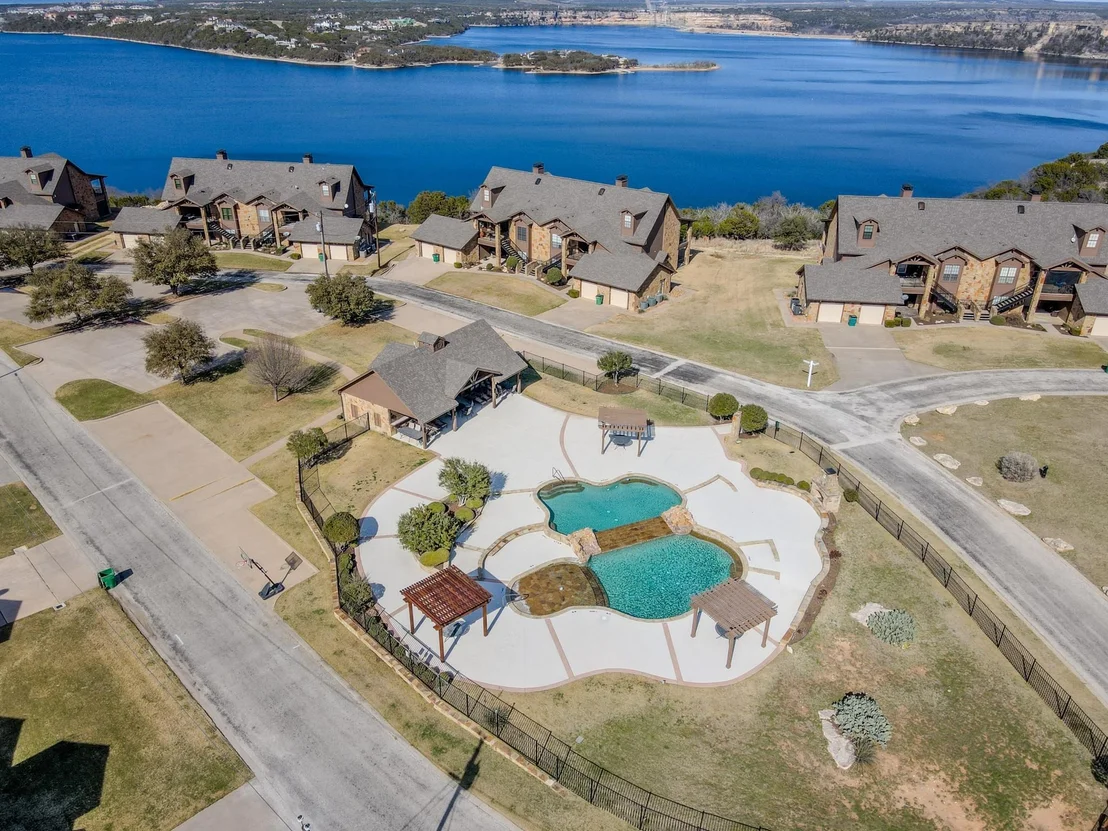 Photo of 1204 Eagle Point