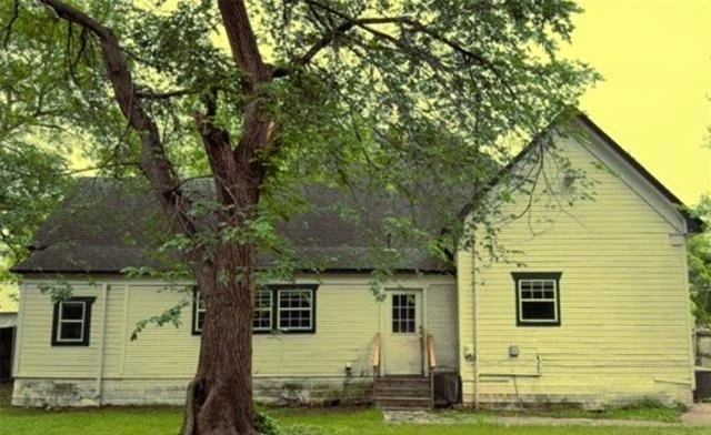 Photo of 215 Heath Street