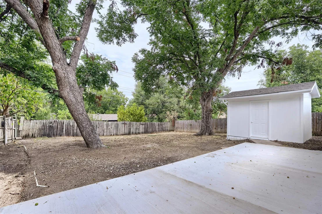 Photo of 2903 E Mitchell Street