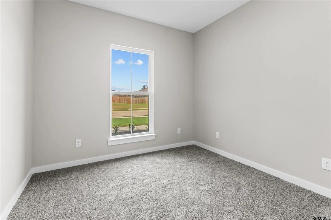 Photo of 16134 Crossing Circle
