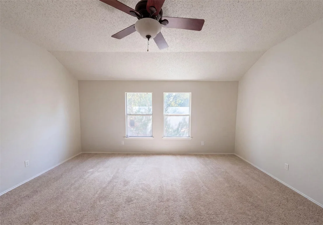 Photo of 2711 Vistaview Drive
