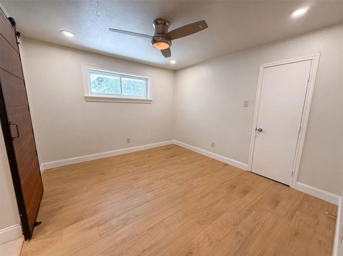 Photo of 3423 Willow Crest Lane