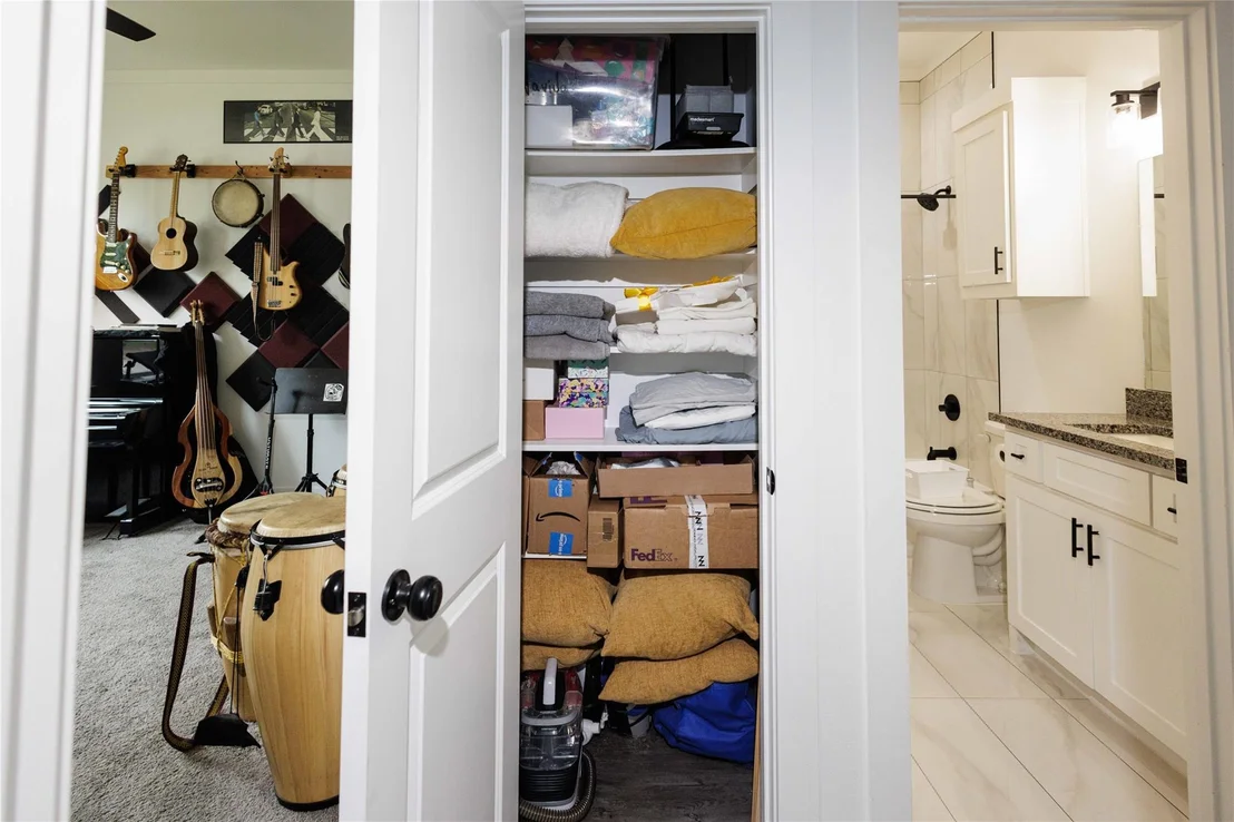 Photo of 3231 Fairview Avenue