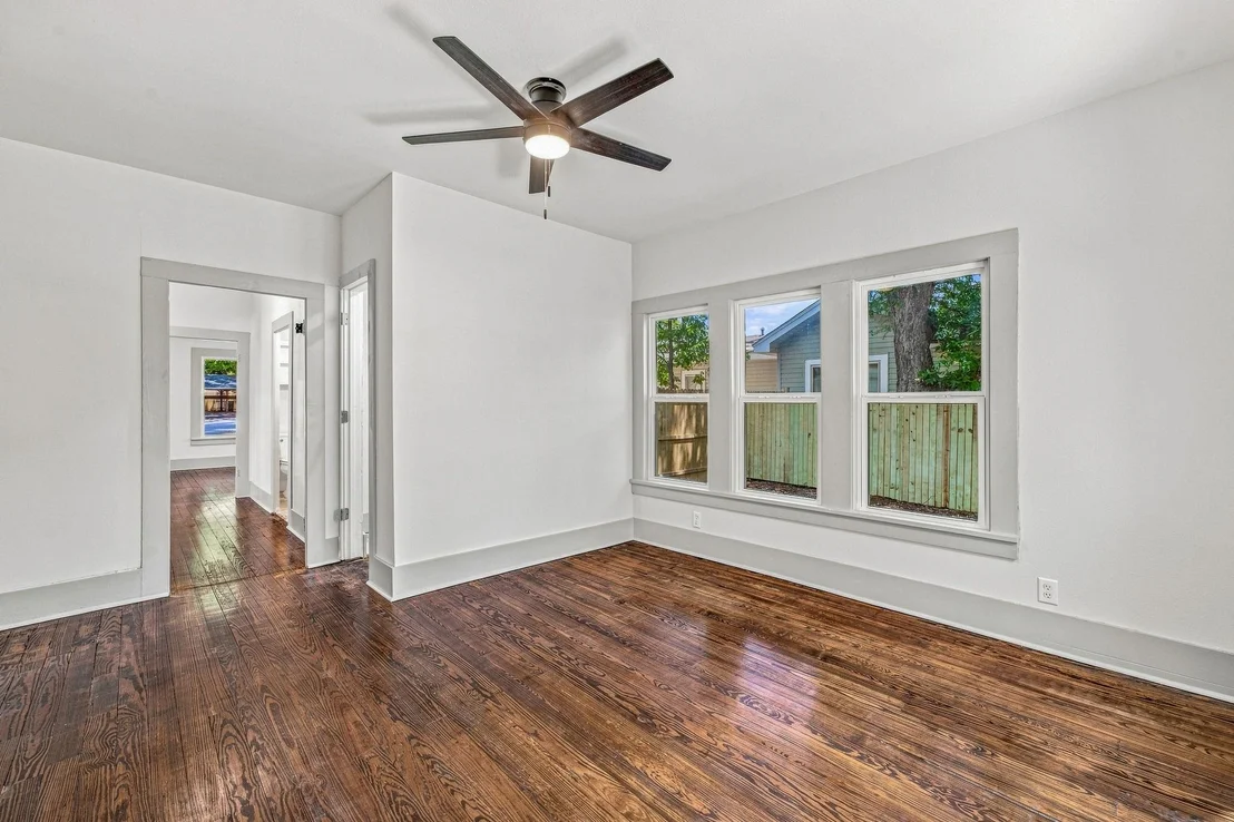 Photo of 910 3rd Street