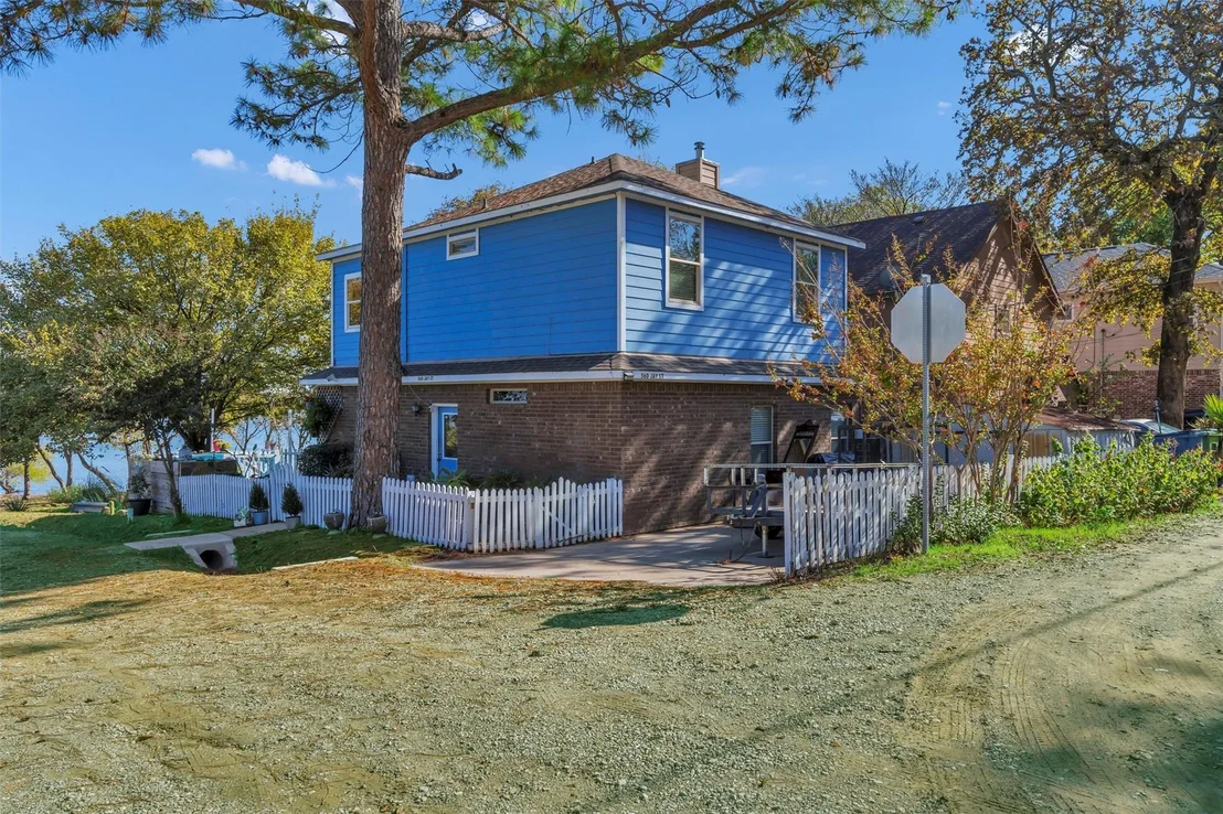 Photo of 560 Jay Street