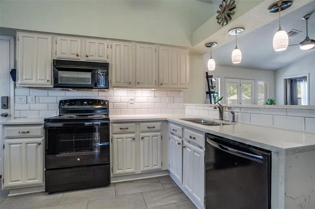 Photo of 555 Gillespie Drive