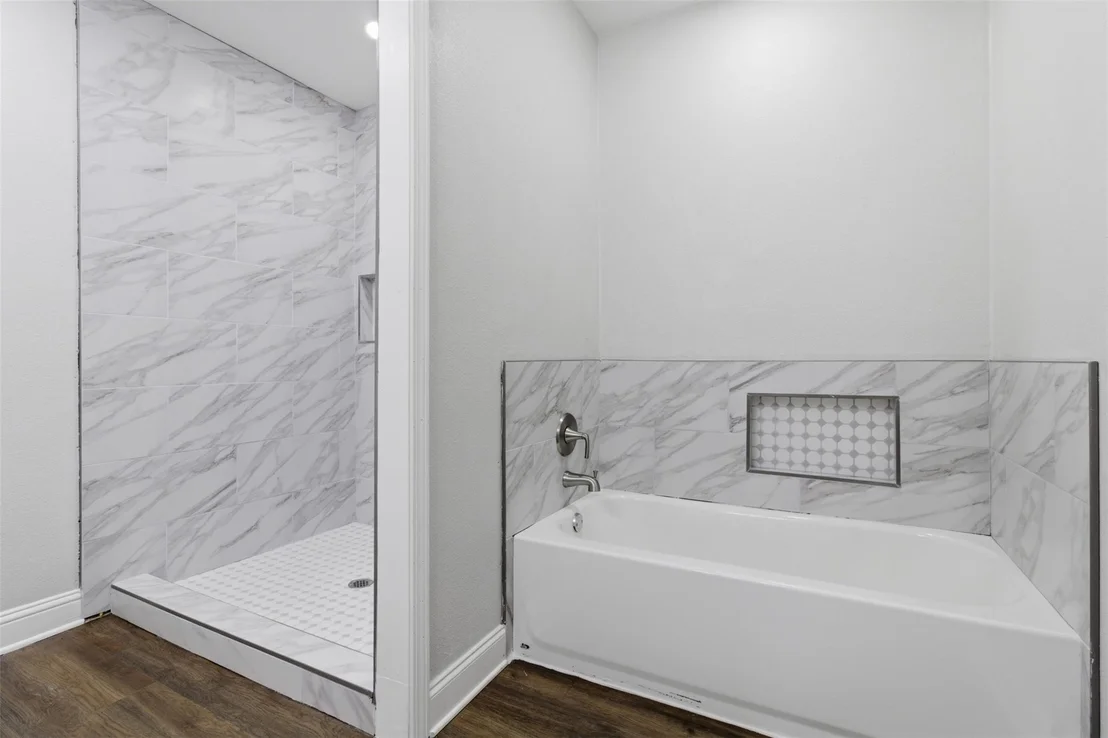Photo of 325 Sunset Boulevard